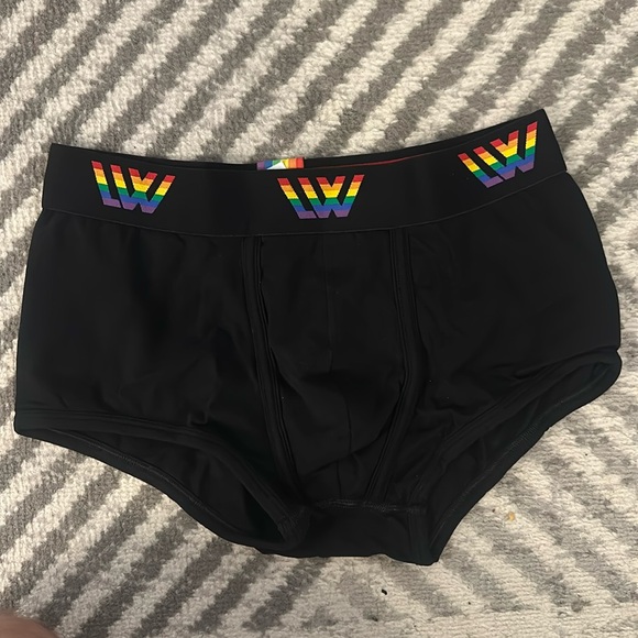 LVW Other - LVW Pride Trunk, Black, Medium